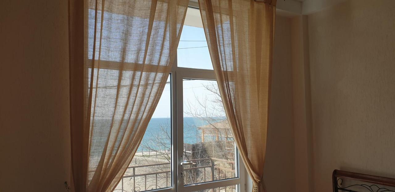 Гостевой Дом Жемчужина Gagra Buitenkant foto